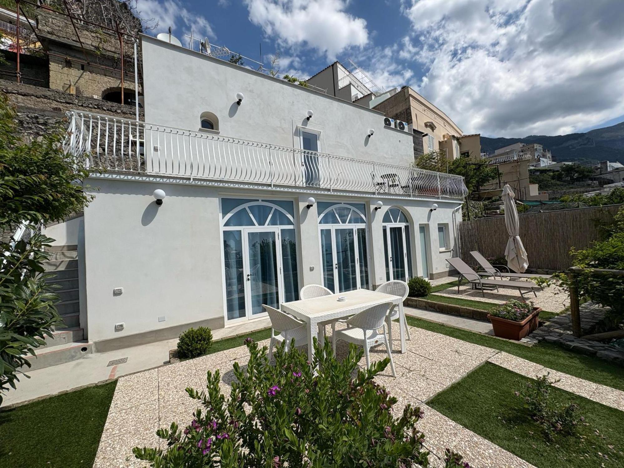 L'americano Apartment